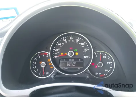 2012 Volkswagen Beetle 2.0T Turbo из США, поврежденный, VIN 3VWVA7ATXCM666060